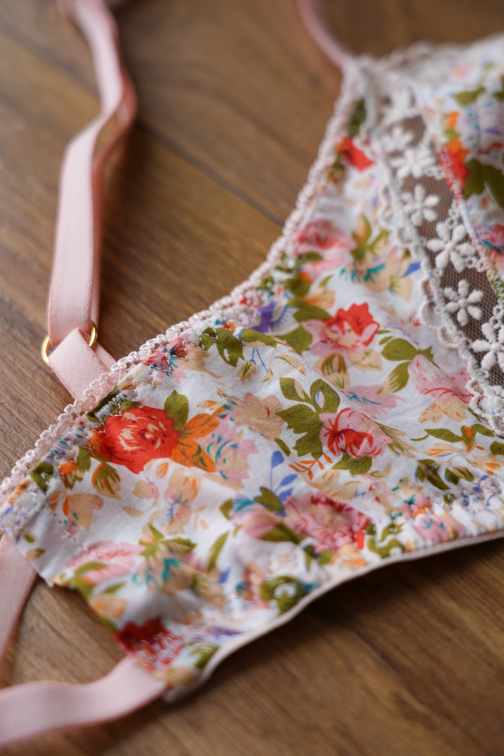 brassière en coton boudoir français